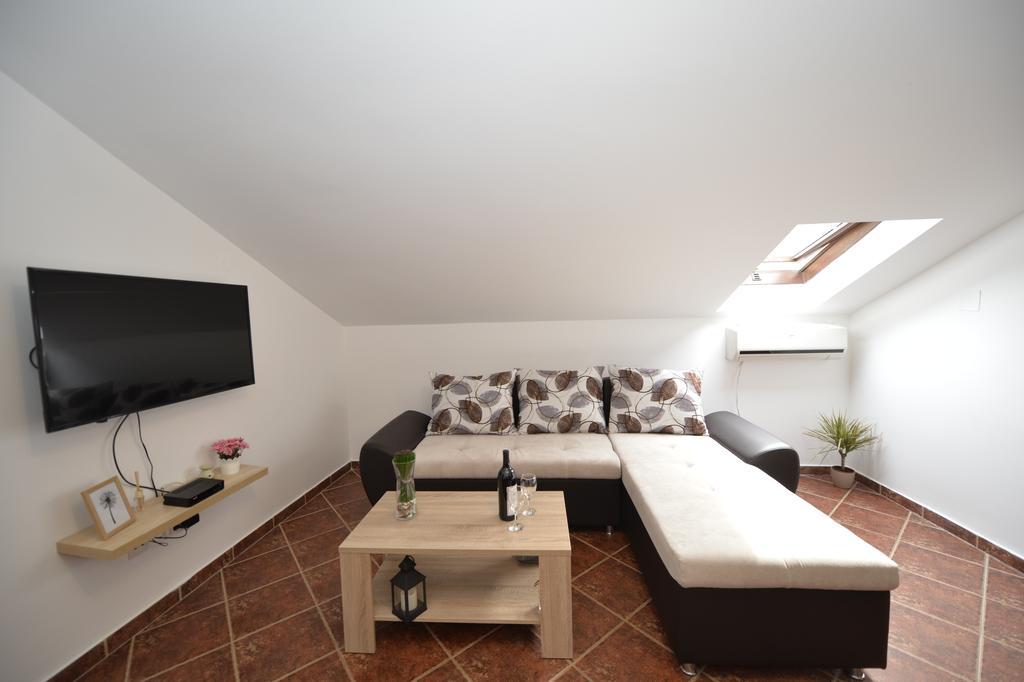 Apartment Atina Kotor Eksteriør billede