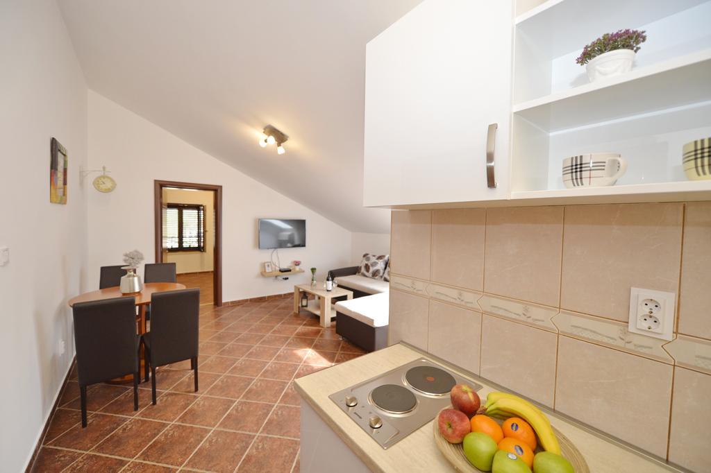 Apartment Atina Kotor Eksteriør billede
